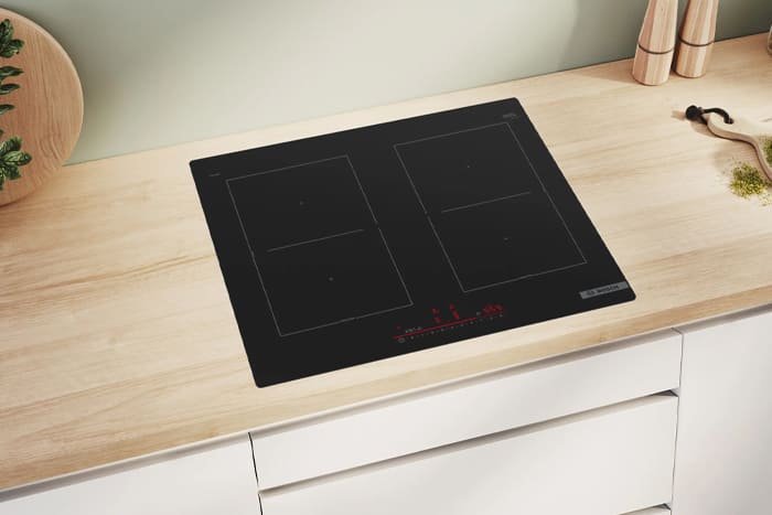 Bếp từ 4 vùng nấu âm Bosch Serie 6 PVQ61RHB1E