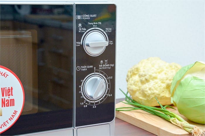 Lò vi sóng Sharp R-205VN(S)