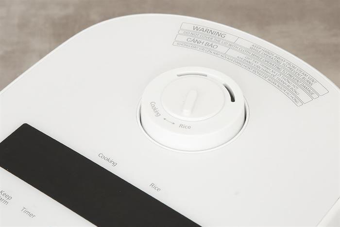 Nồi cơm điện tử 1.0L Panasonic SR-DK104WRA