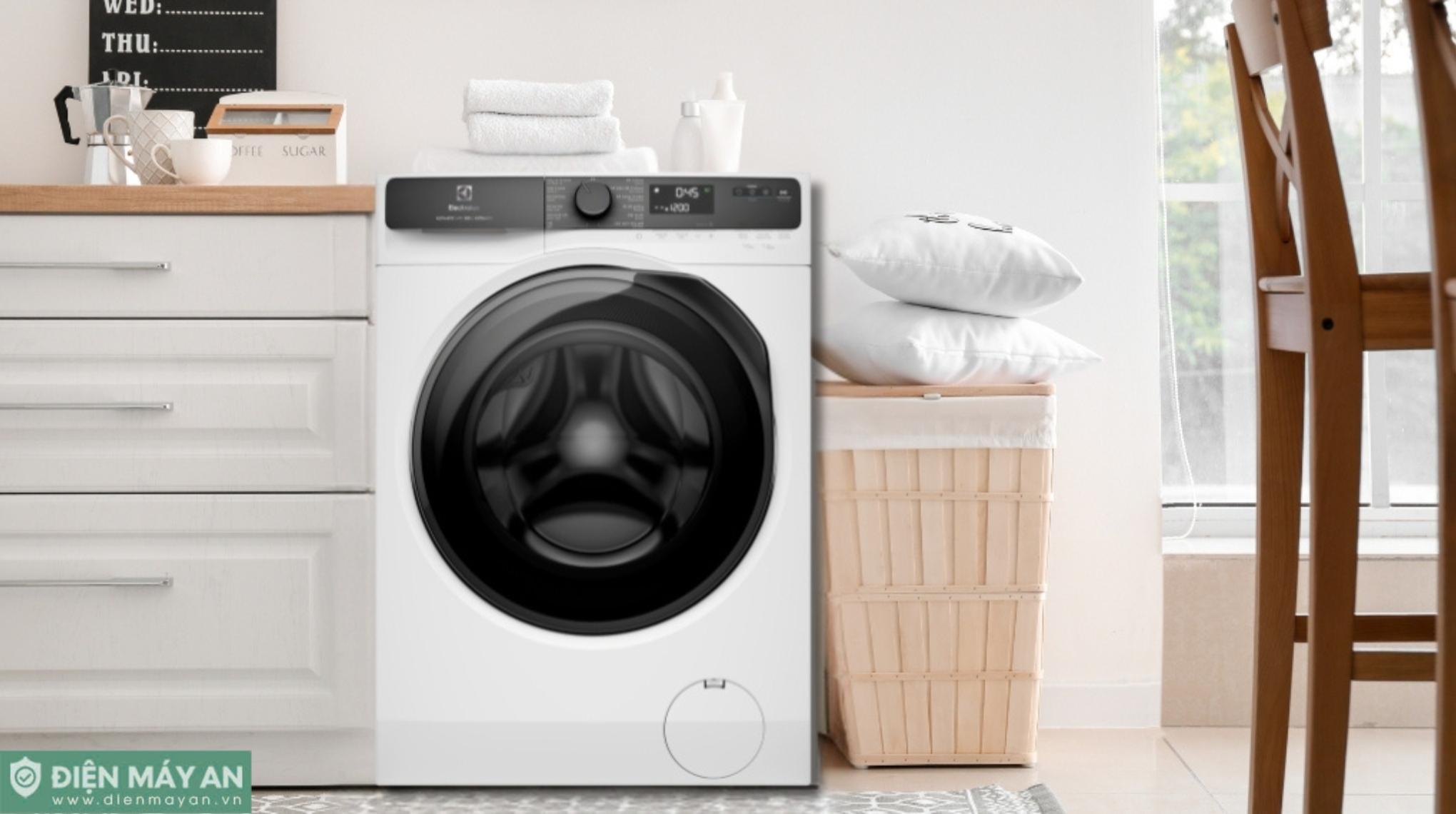 Máy Giặt Electrolux UltimateCare 500 Inverter 9 Kg EWF9023P5WC 