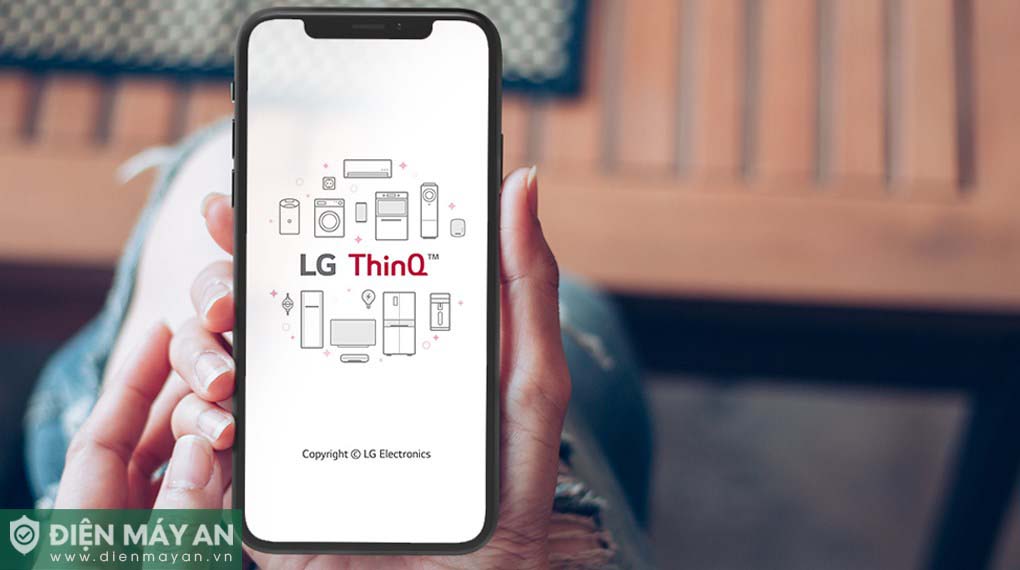 Ứng dụng LG ThinQ giúp người dùng có thể điều chỉnh tivi từ xa vô cùng tiện lợi